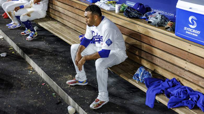 Dodgers' Dave Roberts Gives Concerning Edwin Díaz Update Ahead of Rangers Game