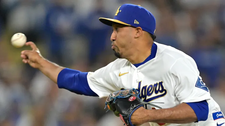 Dodgers manager Dave Roberts sounds alarm on closer Edwin Diaz following Rockies blunder image