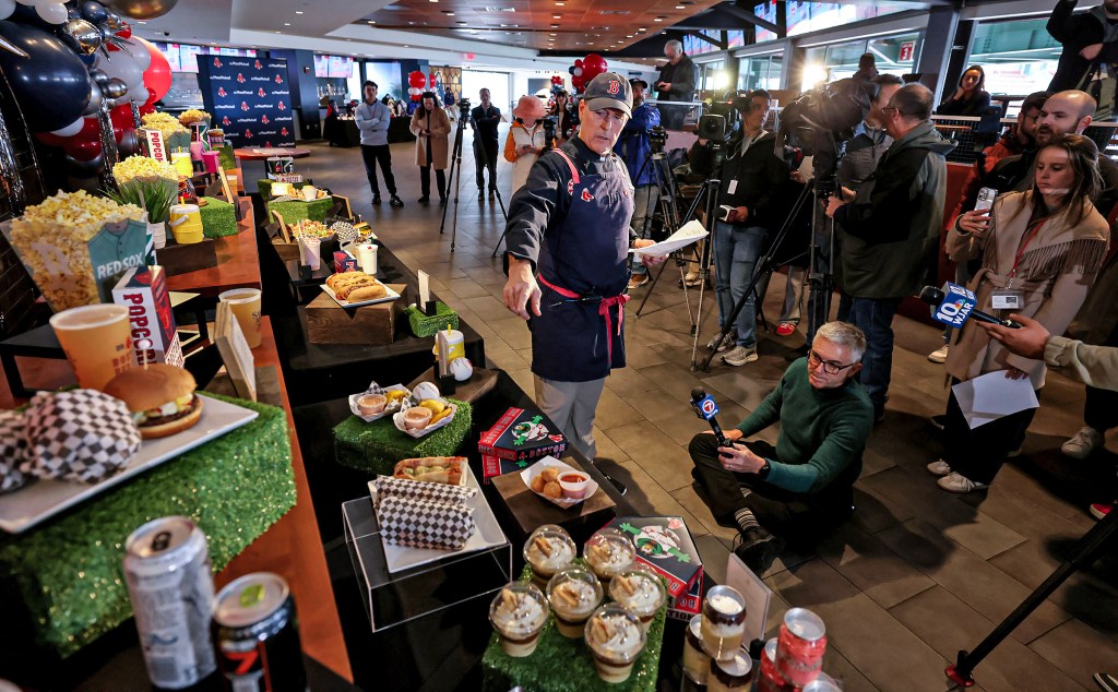 Red Sox fans set to return to Fenway Park; struggling team, 'Lobstah poutine' await