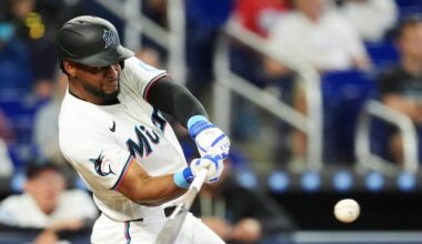 Sloppy defense in 4th and 10th innings costs Marlins in 7-5 loss