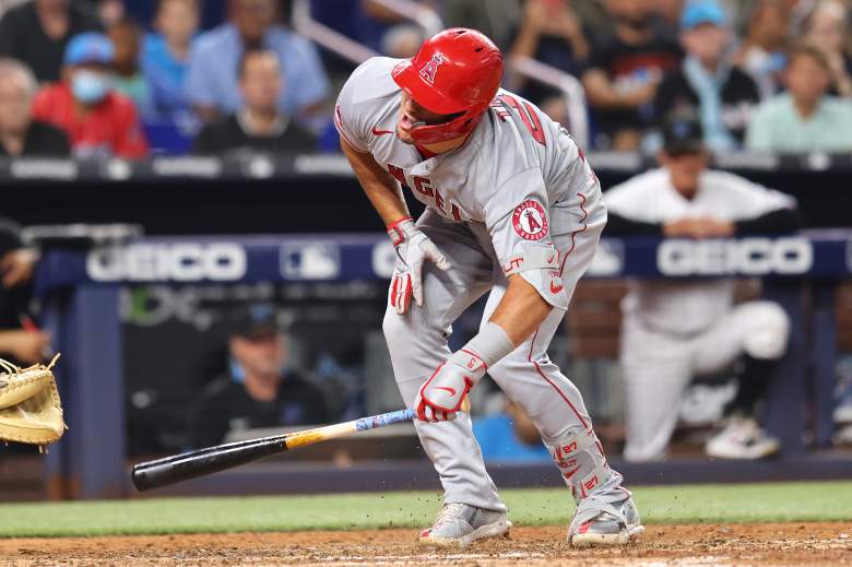 MLB World Reacts To Mike Trout Injury