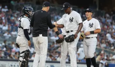 Mets and Braves predicted to battle it out for former Yankees star image