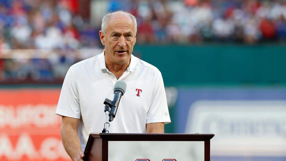 A Hall of Famer keeps Rangers radio alive and relevant