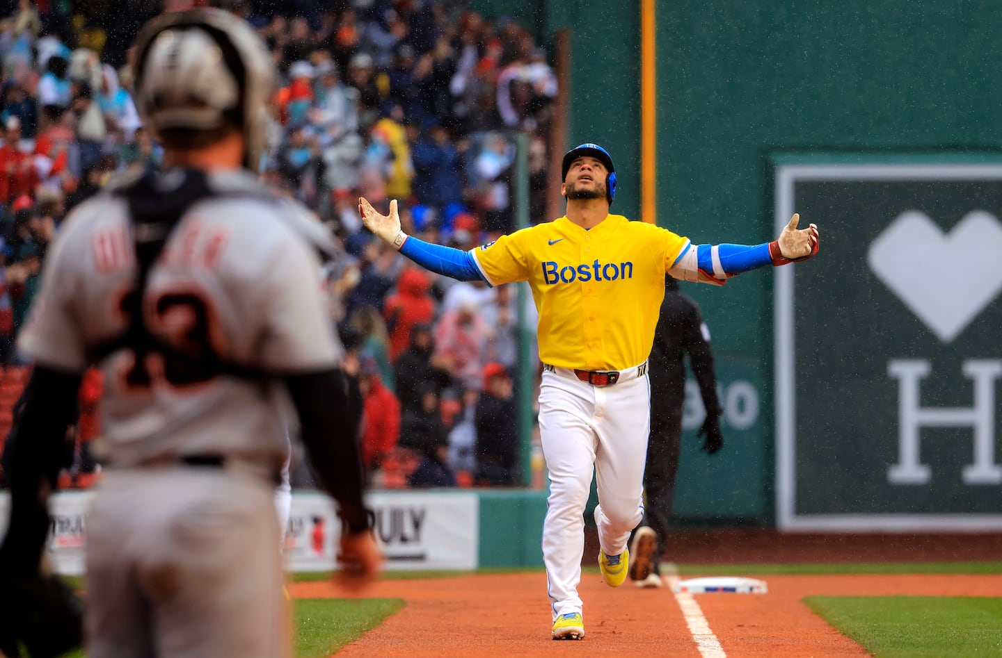 Willson Contreras hit his fourth home run of the season, a solo shot at Fenway Park.