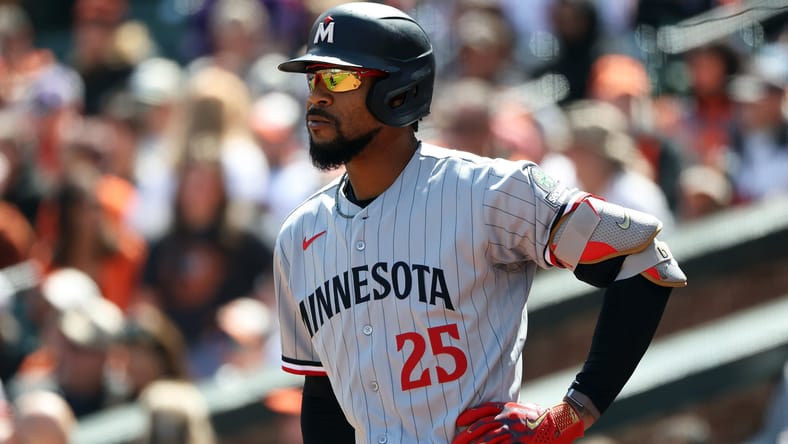 Byron Buxton : Minnesota Twins at Baltimore Orioles