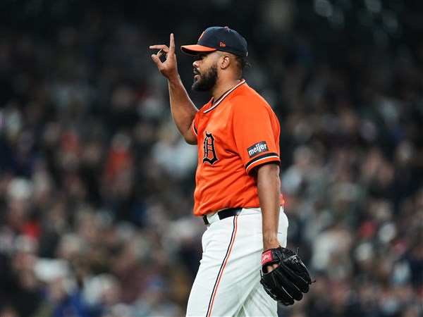 Tigers' Jansen records 478th career save, moves into 3rd in MLB history in win over Marlins