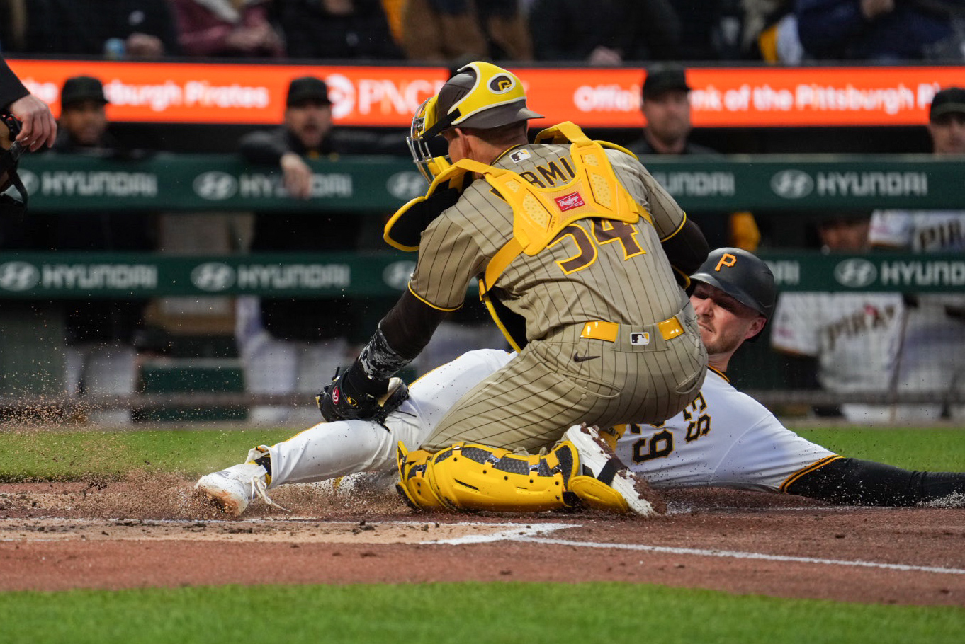 Pirates Win Streak Snapped With Sloppy Loss to Padres; ‘25 Vibes for a Night
