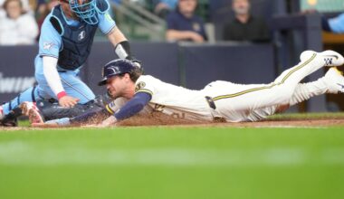 Brewers use small ball to beat Blue Jays in rubber match