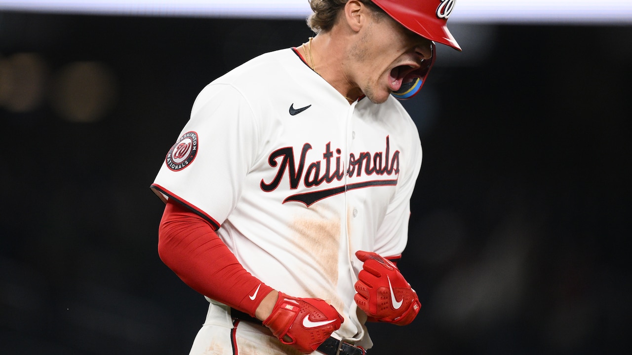 Nationals battle back with 6-run 8th-inning rally to beat Cardinals
