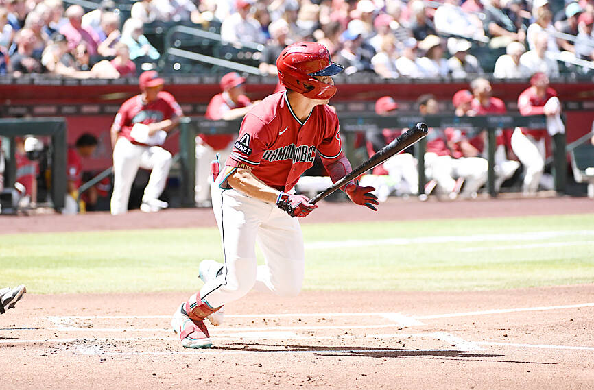 Skenes bounces back to beat Cincinnati