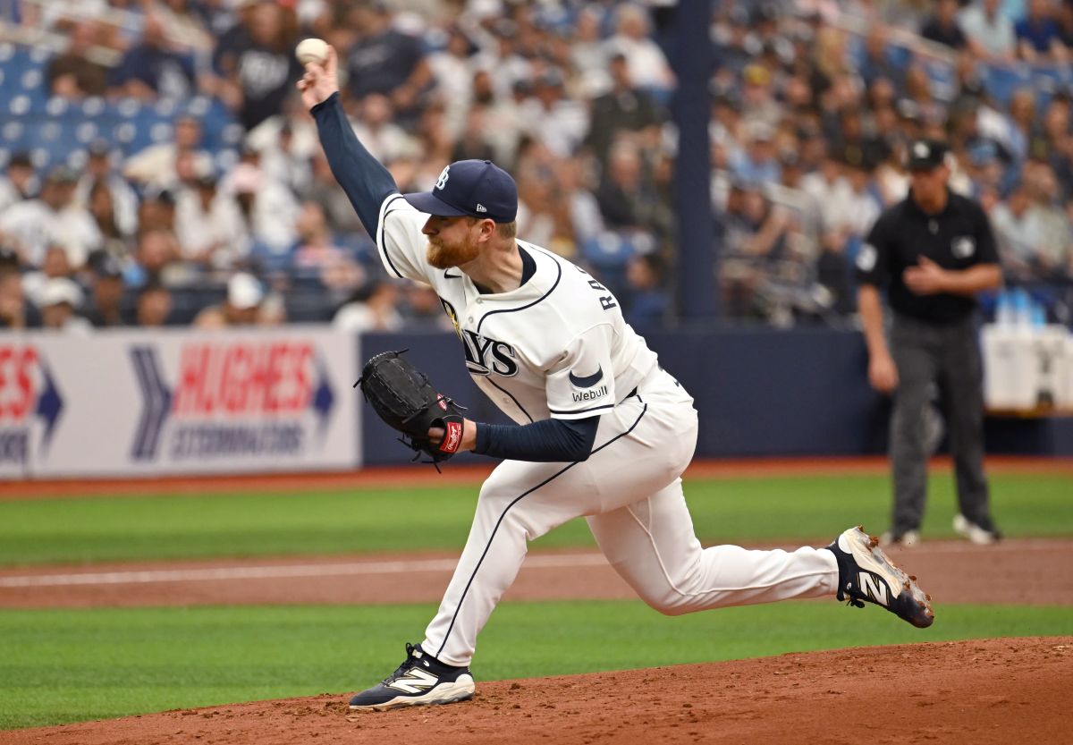 Tampa Bay Rays pitcher Drew Rasmussen throws during the first inning of a baseball game against the New York Yankees, Sunday, April 12, 2026, in St. Petersburg, Fla. (AP Photo/Jason Behnken)