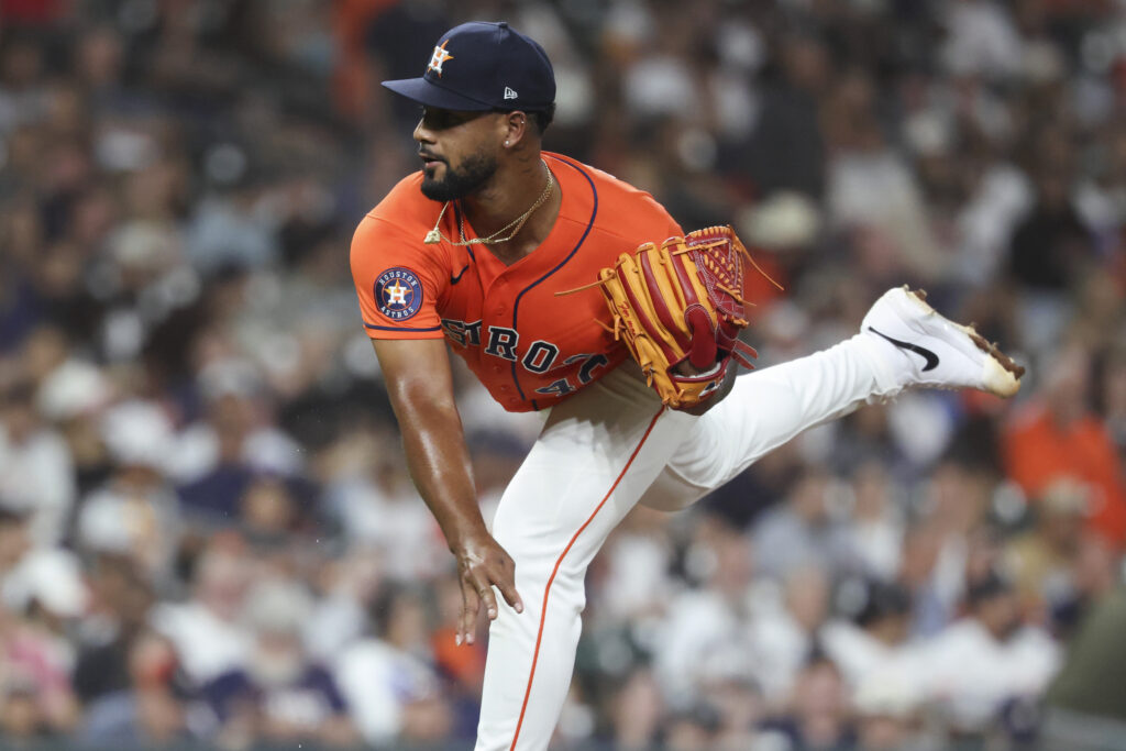 Astros Place Roddery Muñoz On Waivers