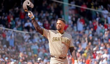 Alex Cora praises fans’ ‘tremendous’ welcome for ex-Red Sox star