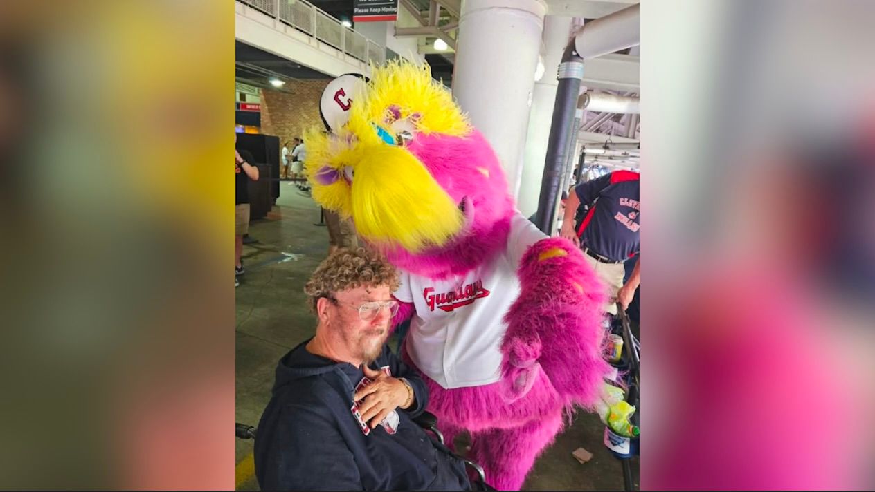 Cleveland Baseball fan home opener streak