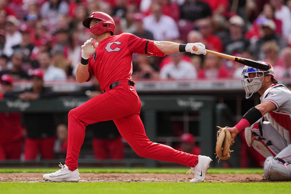Reds erupt for season-high 7 runs in win over Angels