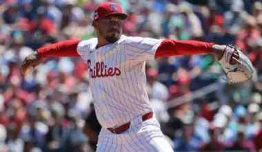 How Phillies can make 200,000 hit MLB history during Rockies game image