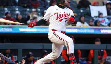 Keaschall hits a 2-run homer and the Twins hold on for a frigid 7-3 win over the Tigers