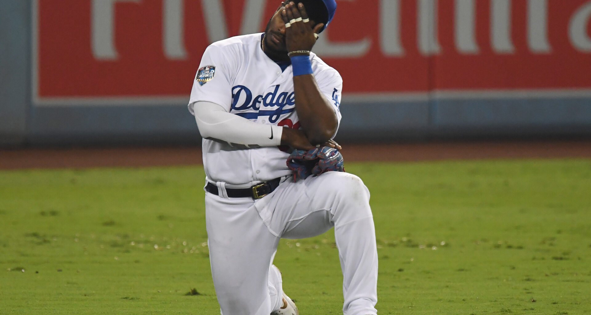 Former MLB star facing 15 years in prison signs with new team