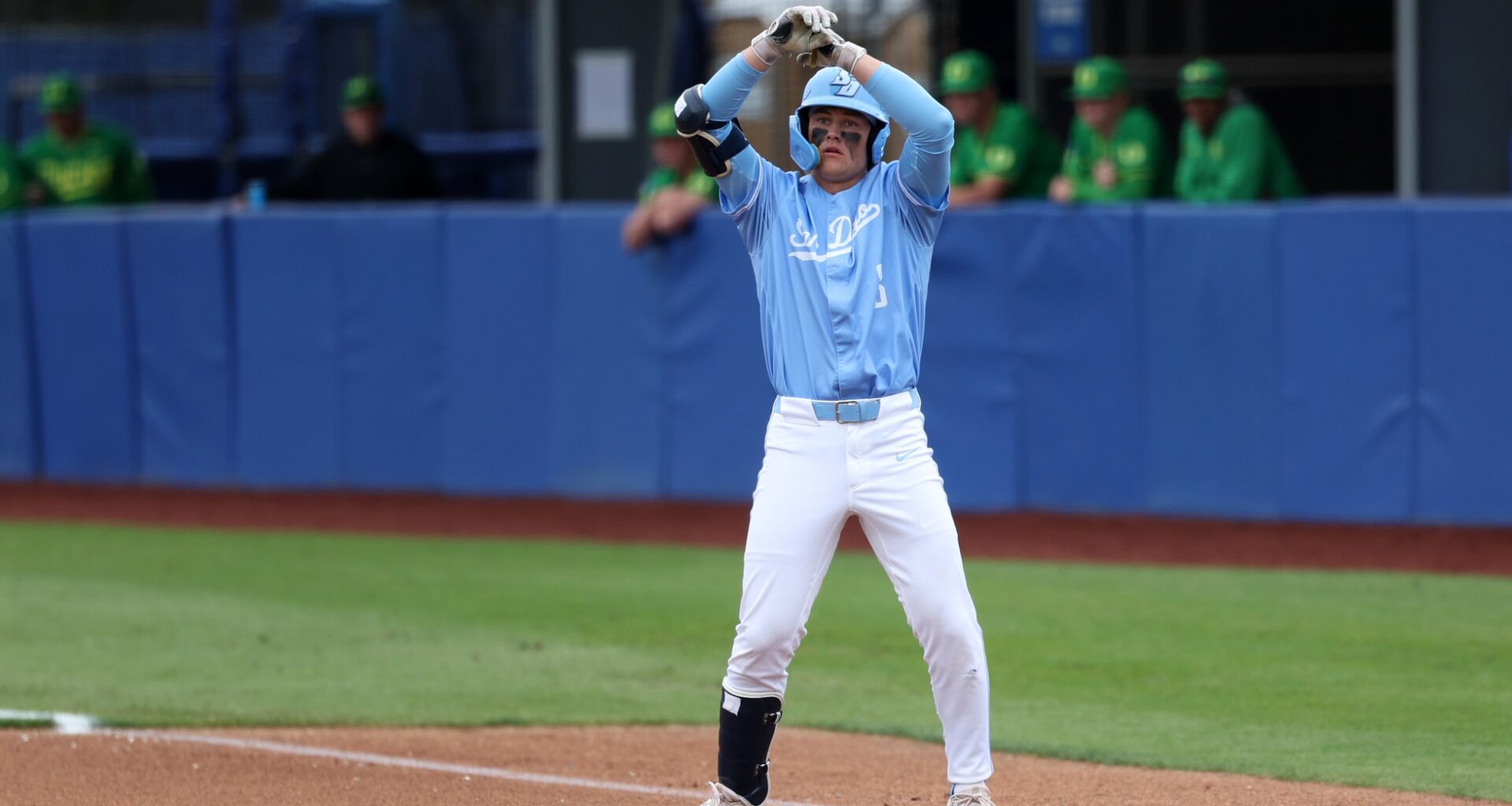 Blue Jays two-way player Austin Smith