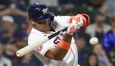 Astros’ Cam Smith swings three times, still walks in bizarre MLB moment image