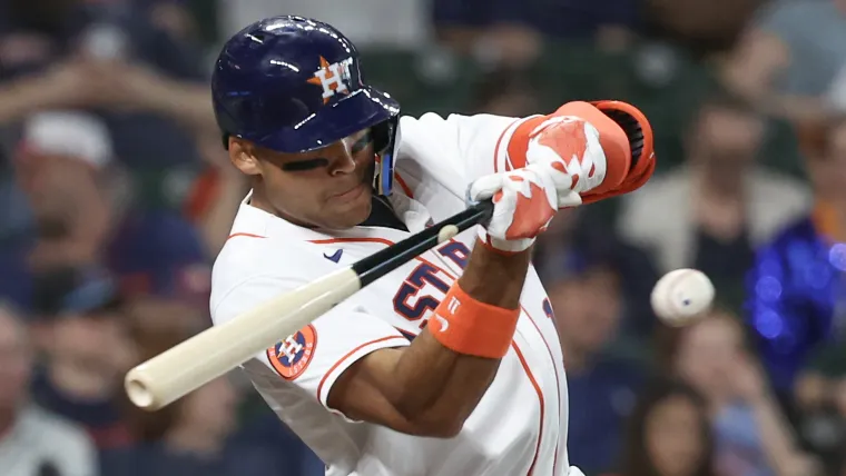 Astros’ Cam Smith swings three times, still walks in bizarre MLB moment image