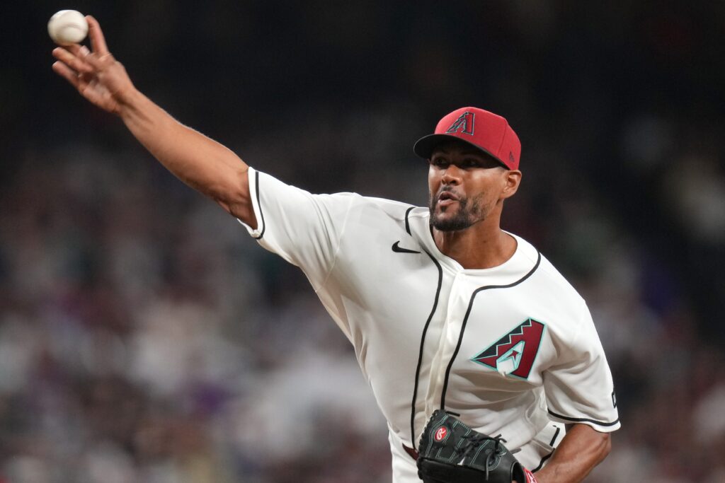 Joe Ross Elects Free Agency