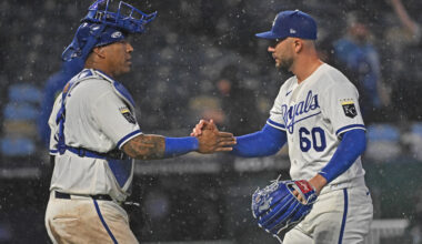 Royals new closer has immediate pressure to succeed