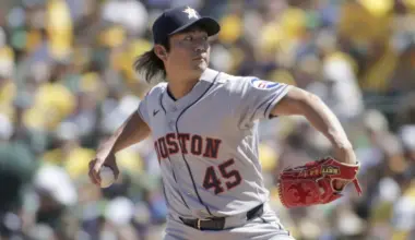 Astros rookie Tatsuya Imai turns first MLB win into bigger statement image