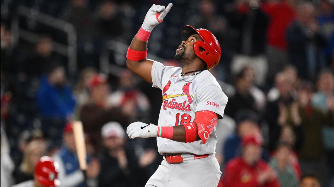 Cardinals let lead slip away as Nationals explode in eighth inning