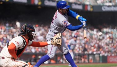 Torrens' pinch-hit double keys Mets' 4-run 8th as New York knocks off the Giants again, 5-2