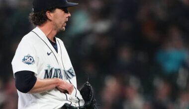Line drive gets lodged in Mariners pitcher Logan Gilbert's jersey