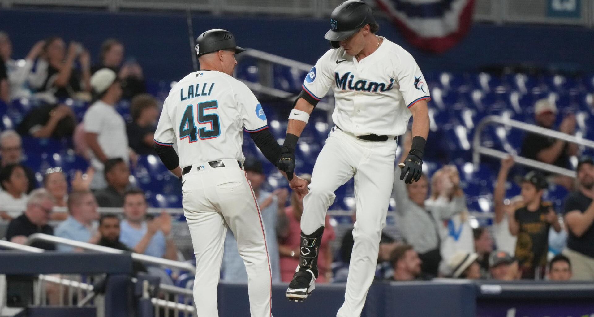 Conine hits a 2-run homer, Marlins score 4 runs in 4th inning in 9-2 win over White Sox
