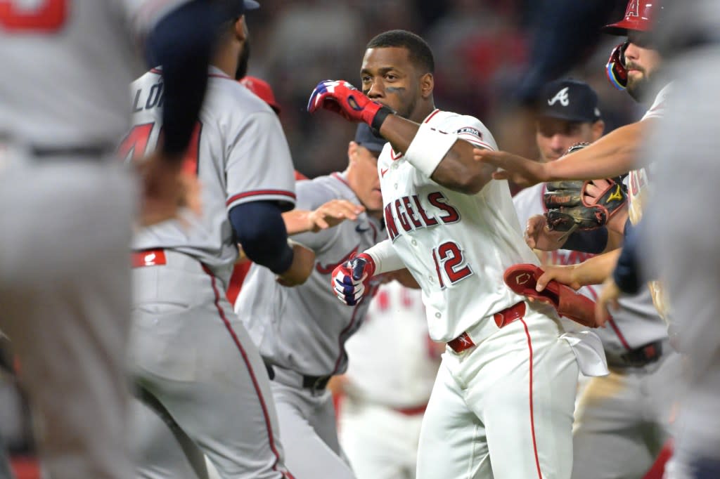 Benches clear as Atlanta pitcher Reynaldo López (40) and Los Angeles right fielder Jorge Soler (12) fight on the field during the fifth inning of the Angels’ win over the Braves. Getty Images