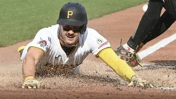 Konnor Griffin hits RBI double in 1st MLB at-bat, helping Pirates top Orioles in home opener