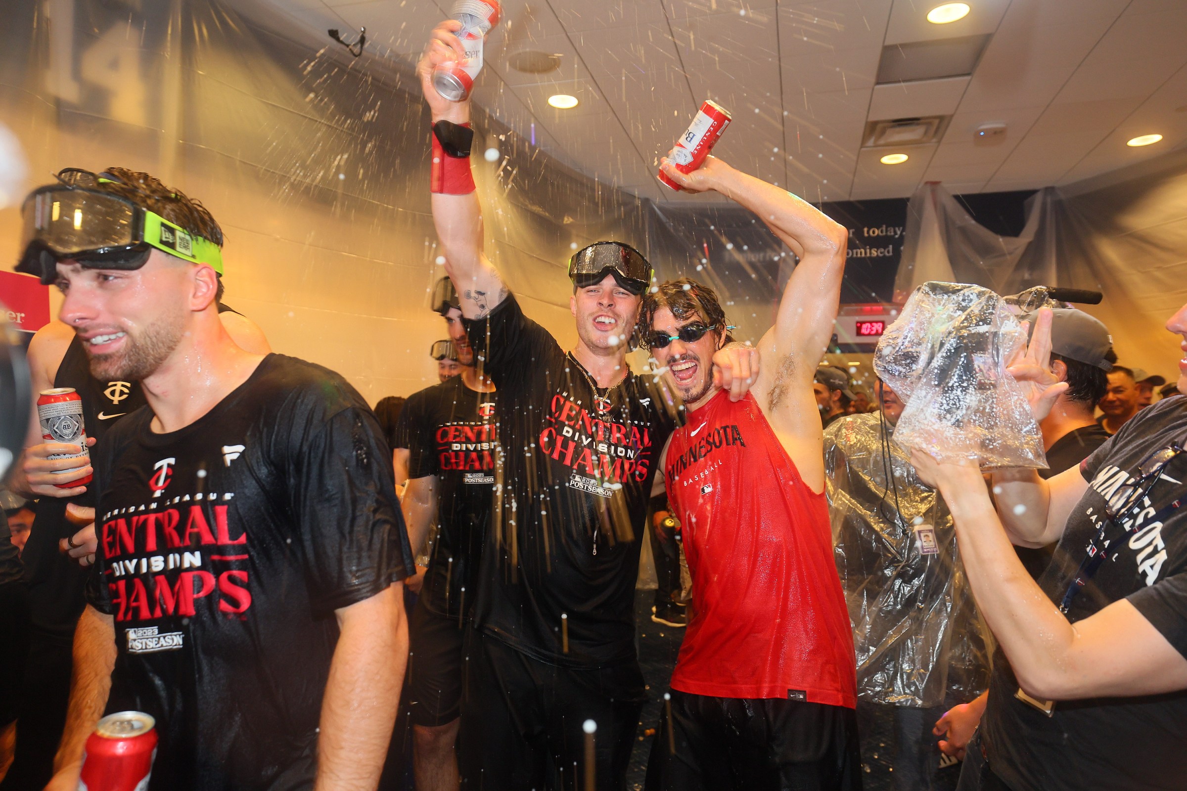 Kepler and Ryan a few years ago. Plus some other guys. (Photo by Adam Bettcher/Getty Images)