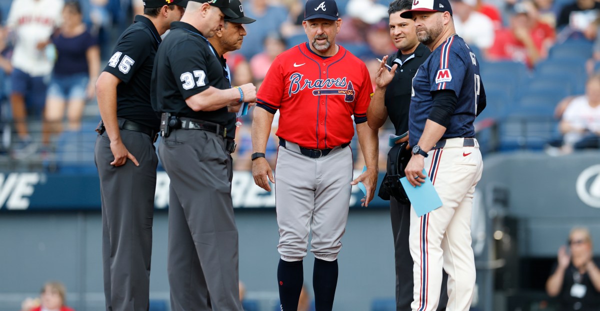 Braves stick with standard lineup against Soroka