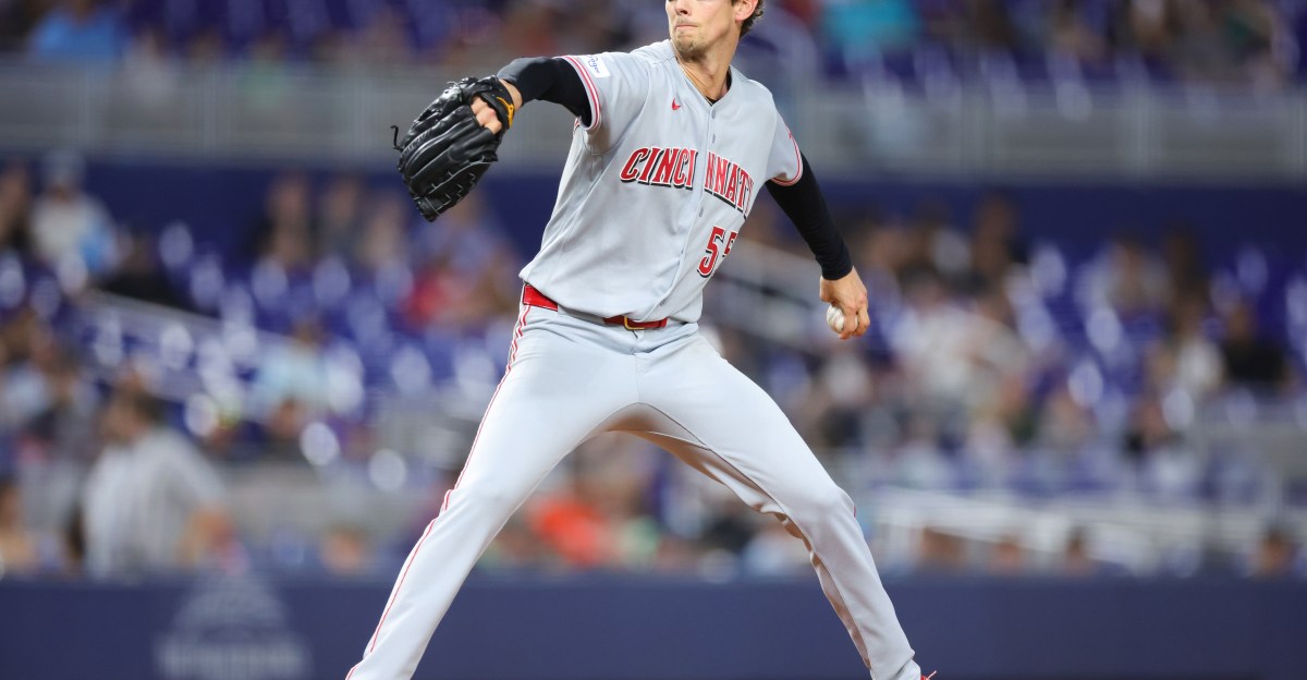 Streaking Reds pull out another close win, this time against Miami