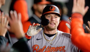 Gunnar’s two-run bomb caps late comeback over the White Sox, 4-2