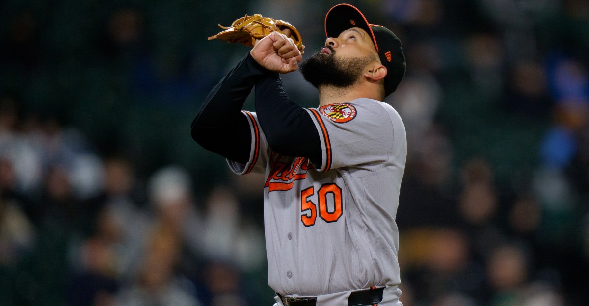 Orioles news: Back-to-back wins have O’s on brink of road sweep