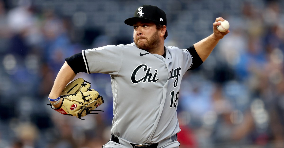 Fourteen games later, the curse is gone: White Sox beat Royals 2-0