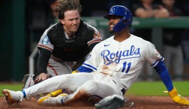 Orioles blow two leads, lose 6-5 to Royals on walk-off wild pitch