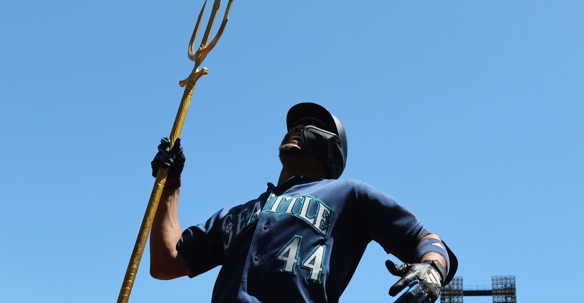 Mariners get weird, beat St. Louis 11-9