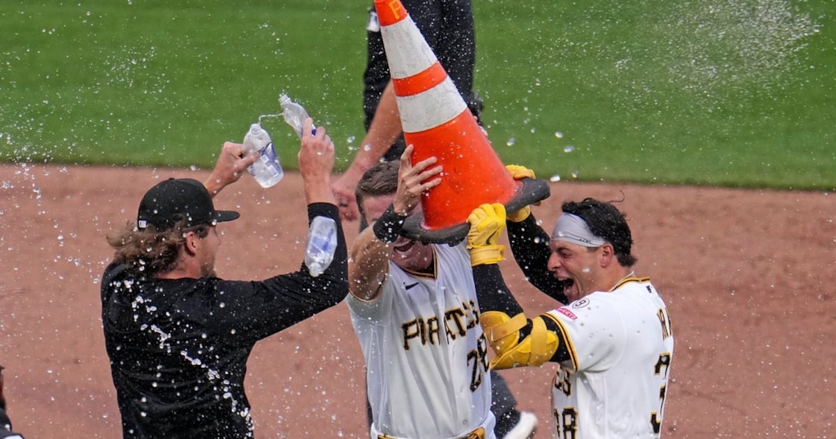 Pirates battle back to walk off Orioles in 9th, Nick Yorke the hero off bench – WPXI