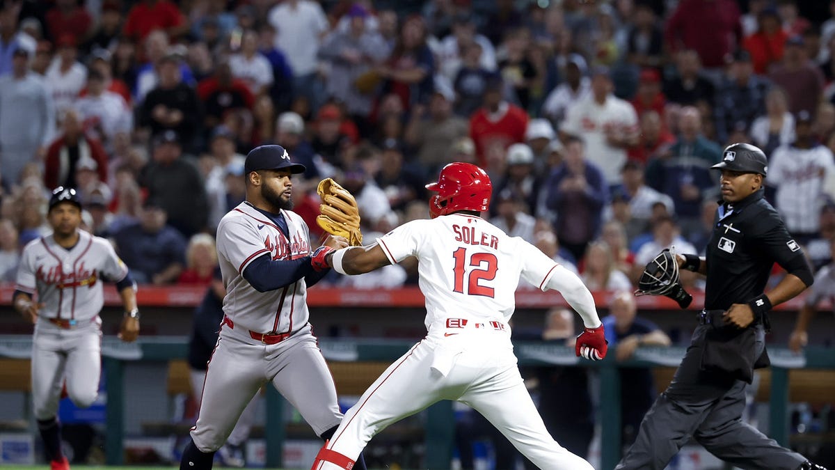 Braves Win Brawl-Marred Tuesday Night Contest