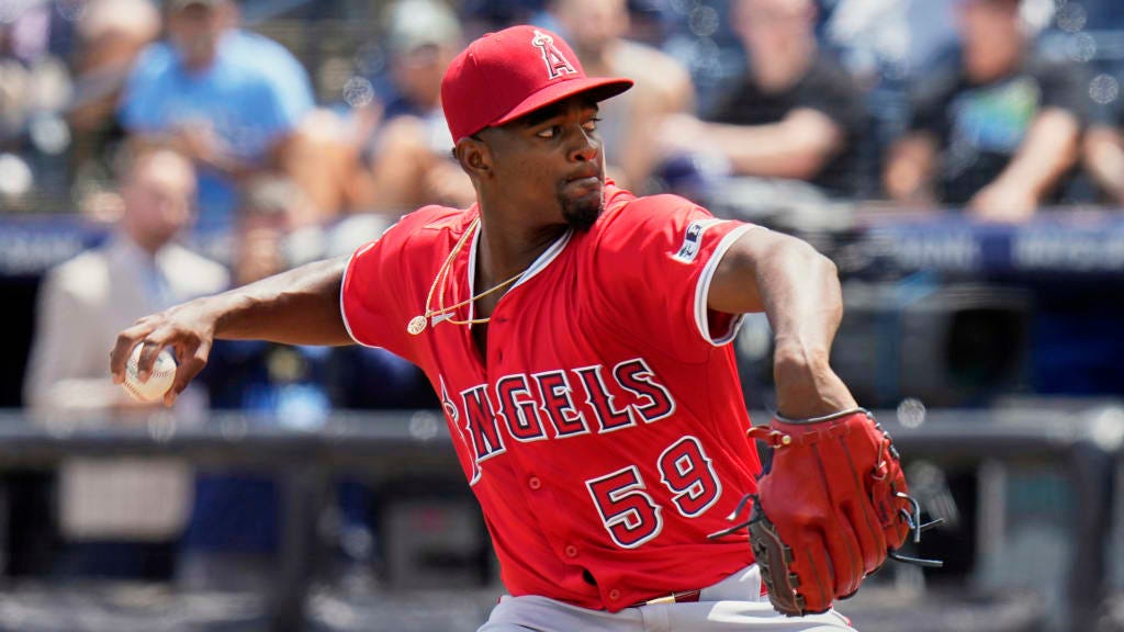 Braves vs Angels, Game 1