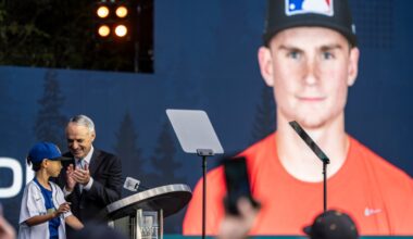 Colt Emerson chooses the Mariners