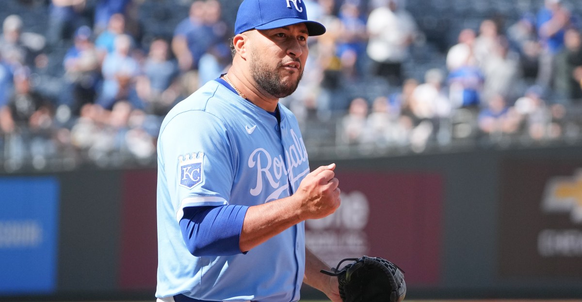 Carlos Estévez to the Injured List