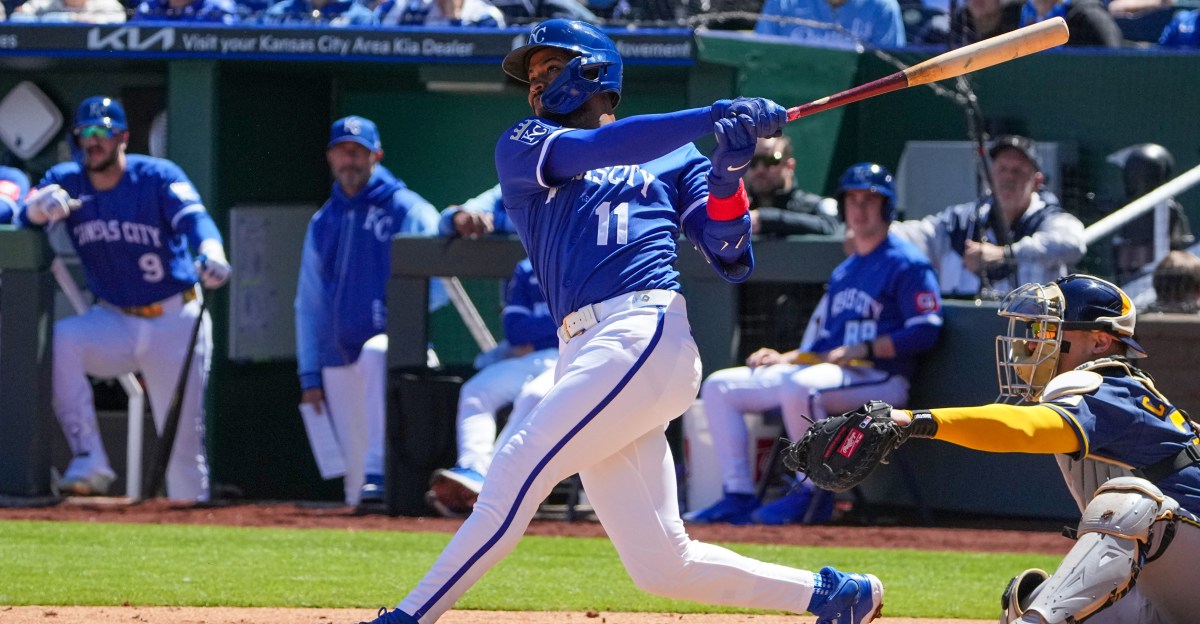 Royals drop series finale 8-5 to Brewers