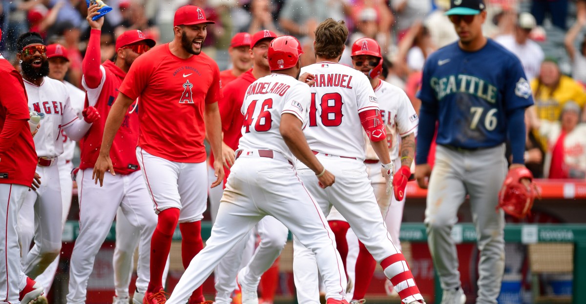 Mariners Lose Battle of the Heavens, Fall to Angles 8-7