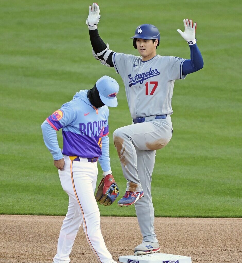 Baseball: Ohtani extends on-base streak to 49 games in win over Rockies